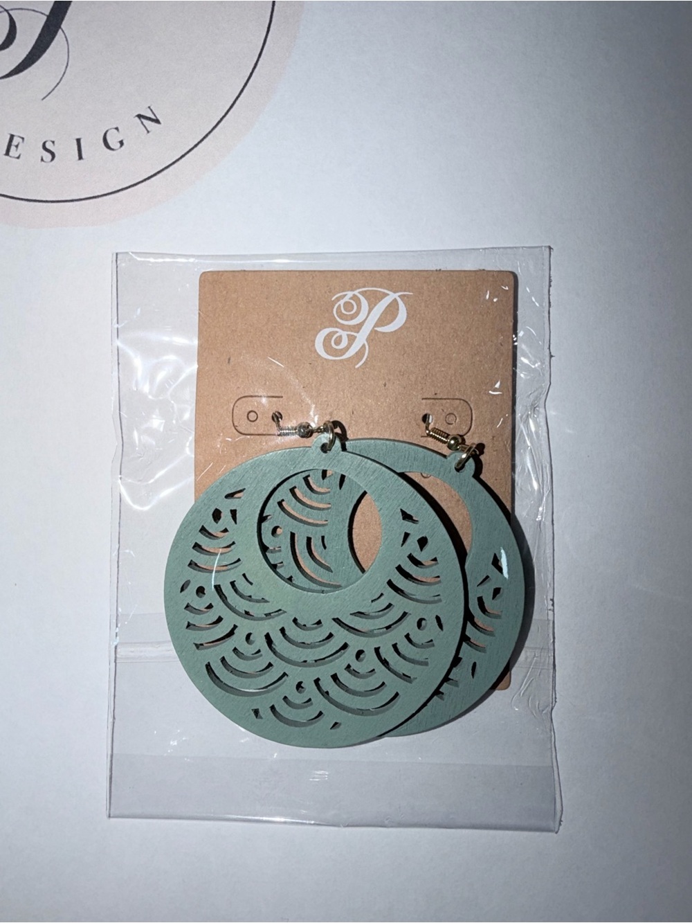 Plunder Mint Green Laser-Cut Round Hoop Earrings - Picture 2 of 2